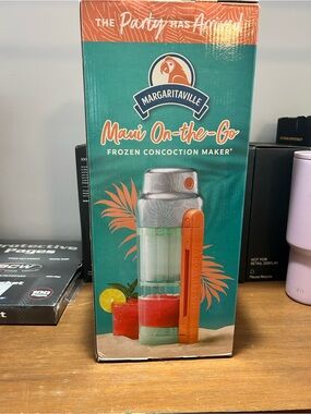 Margaritaville Maui On-the-Go Frozen Drink Maker - New